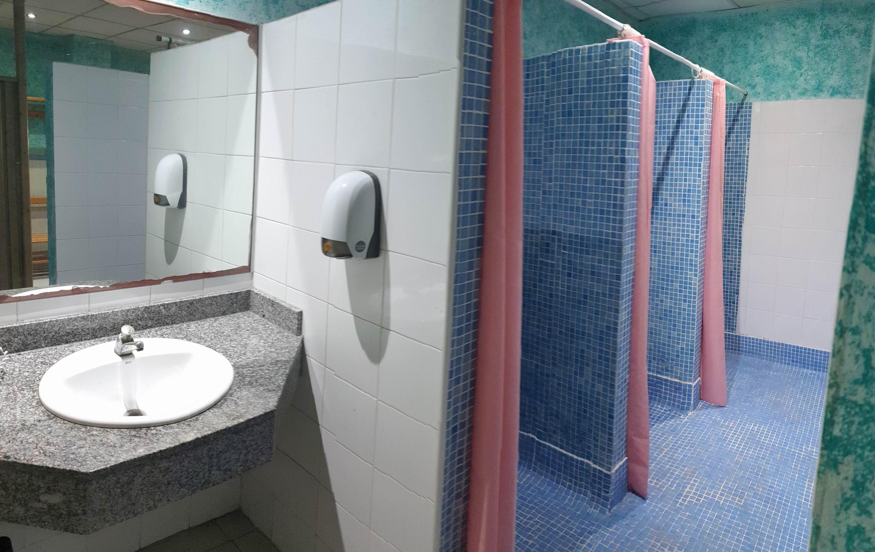 Sâ€™Arenal: Gran Local Comercial con Negocio en Funcionamiento - Image# 18