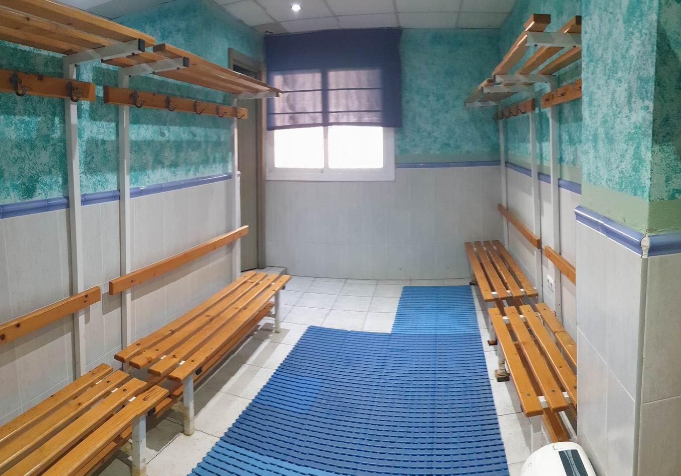 Sâ€™Arenal: Gran Local Comercial con Negocio en Funcionamiento - Image# 17