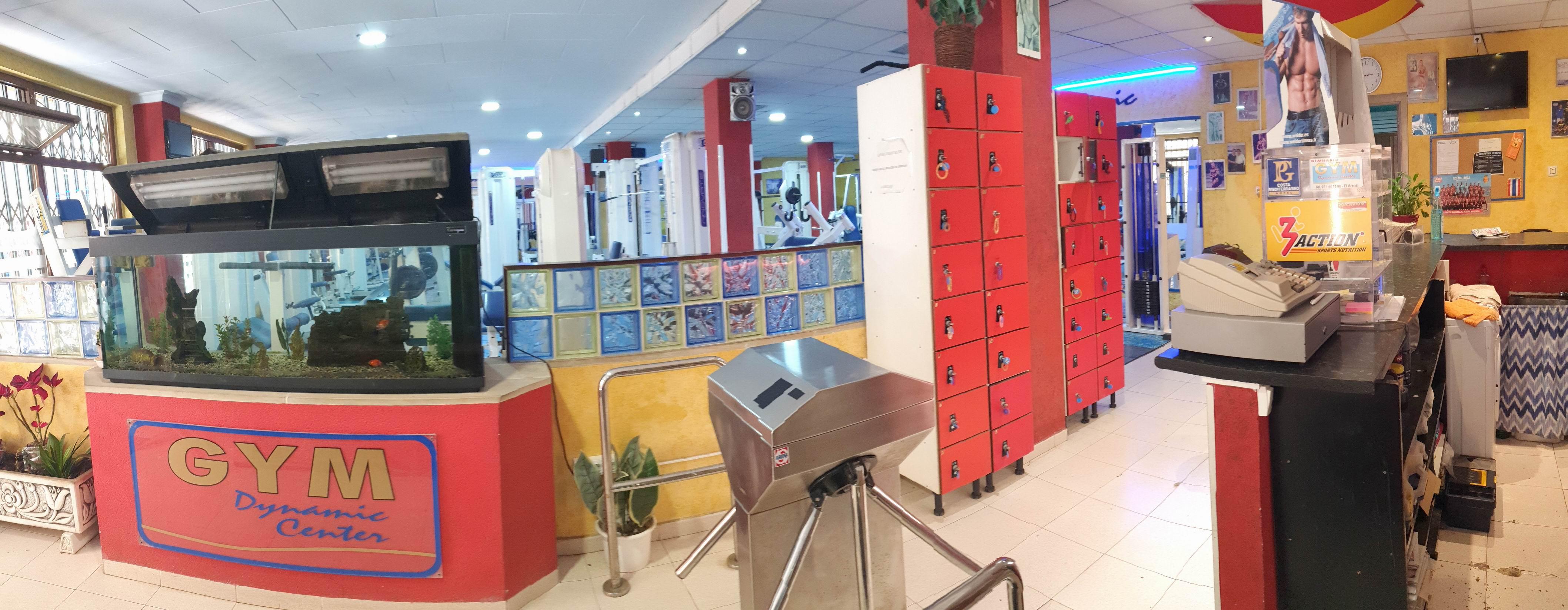 Sâ€™Arenal: Gran Local Comercial con Negocio en Funcionamiento - Image# 3