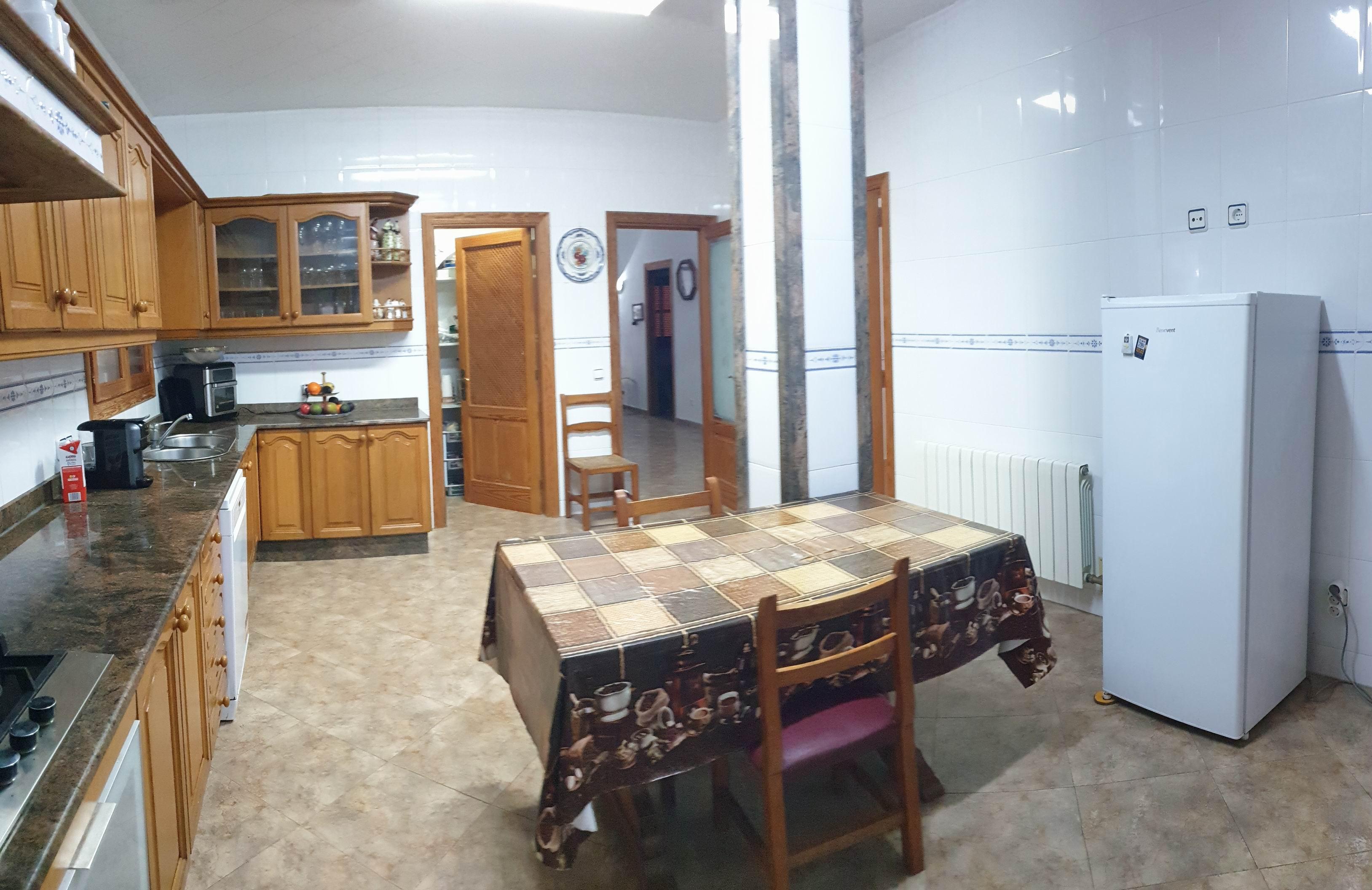 Sant Jordi: Gran Casa de dos plantas (4 Habitaciones y 3 BaÃ±os) - Image# 23