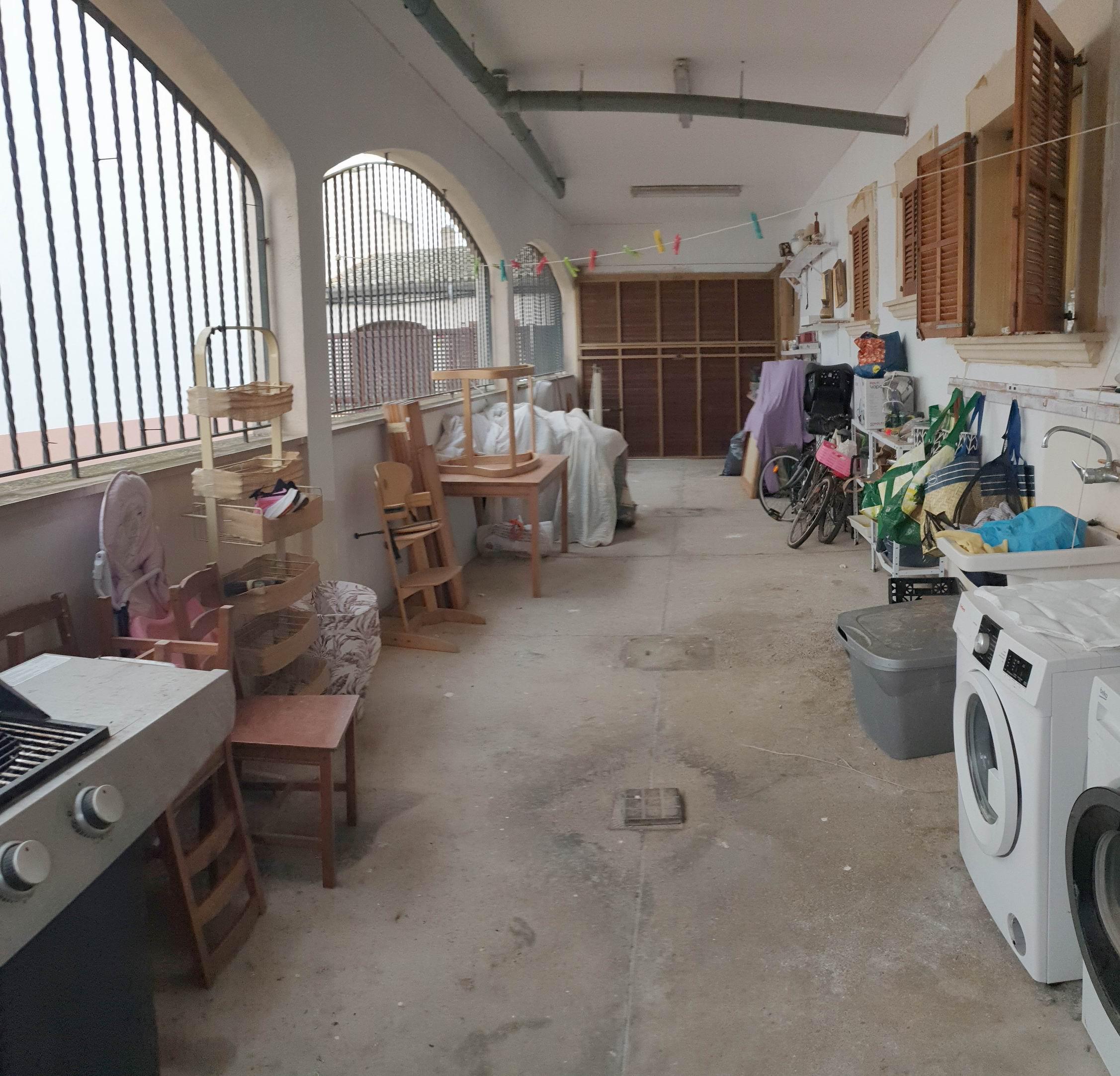 Sant Jordi: Gran Casa de dos plantas (4 Habitaciones y 3 BaÃ±os) - Image# 25