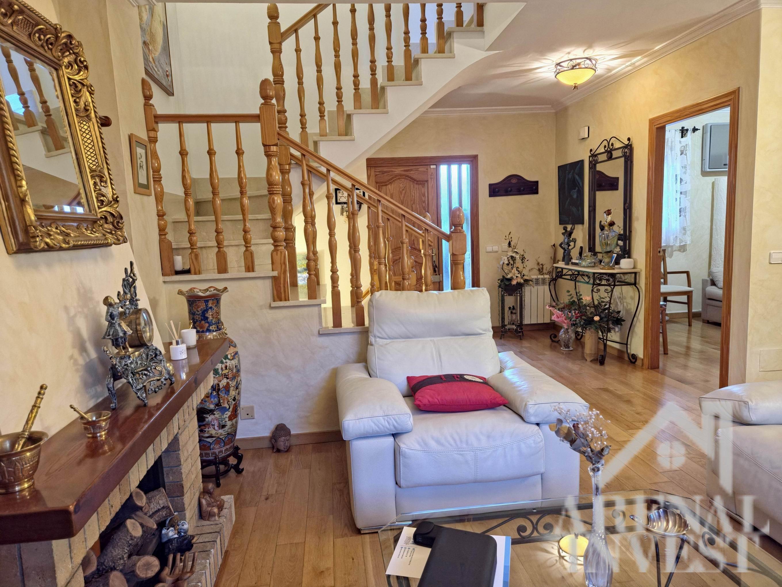 Son Sardina: Gran Chalet Adosado Totalmente Reformado - Image# 5