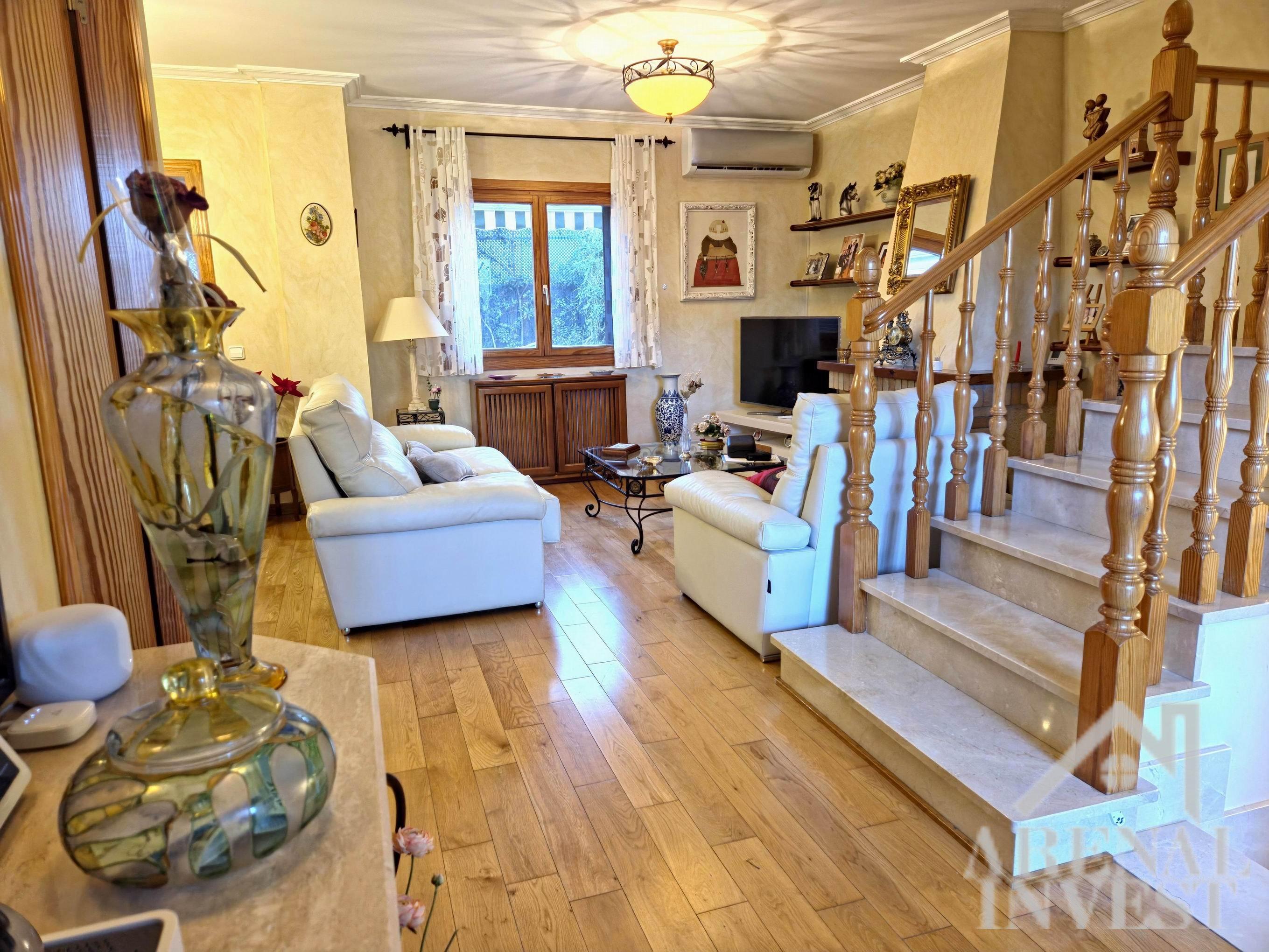Son Sardina: Gran Chalet Adosado Totalmente Reformado - Image# 1
