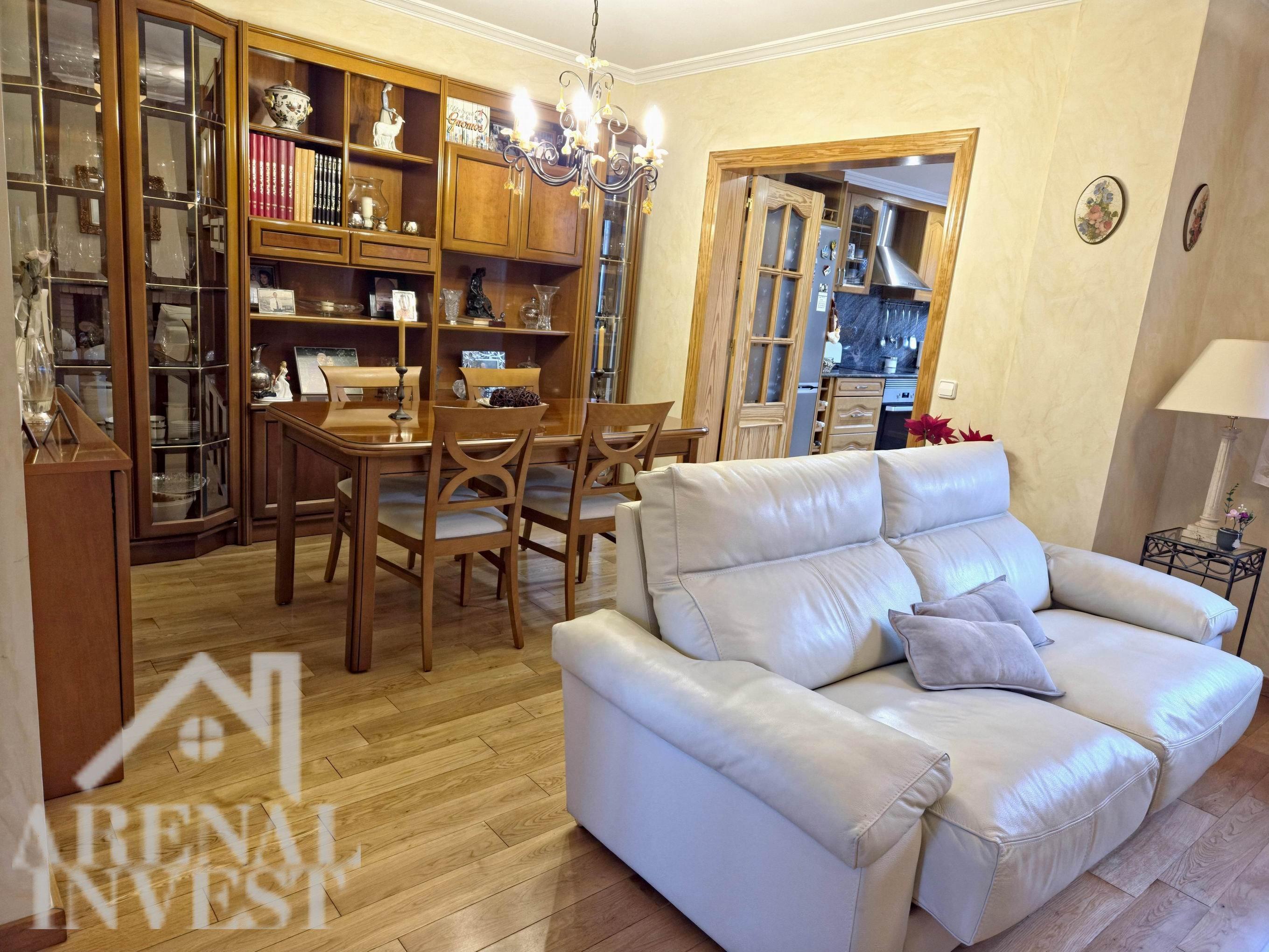 Son Sardina: Gran Chalet Adosado Totalmente Reformado - Image# 3